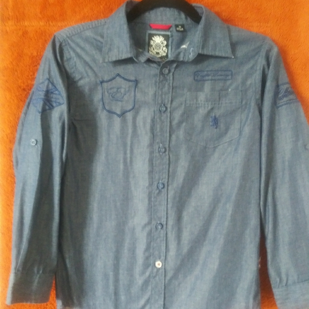 Boy's long sleeve shirt